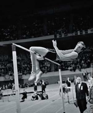 Ver el salto de Fosbury en Mexico 68